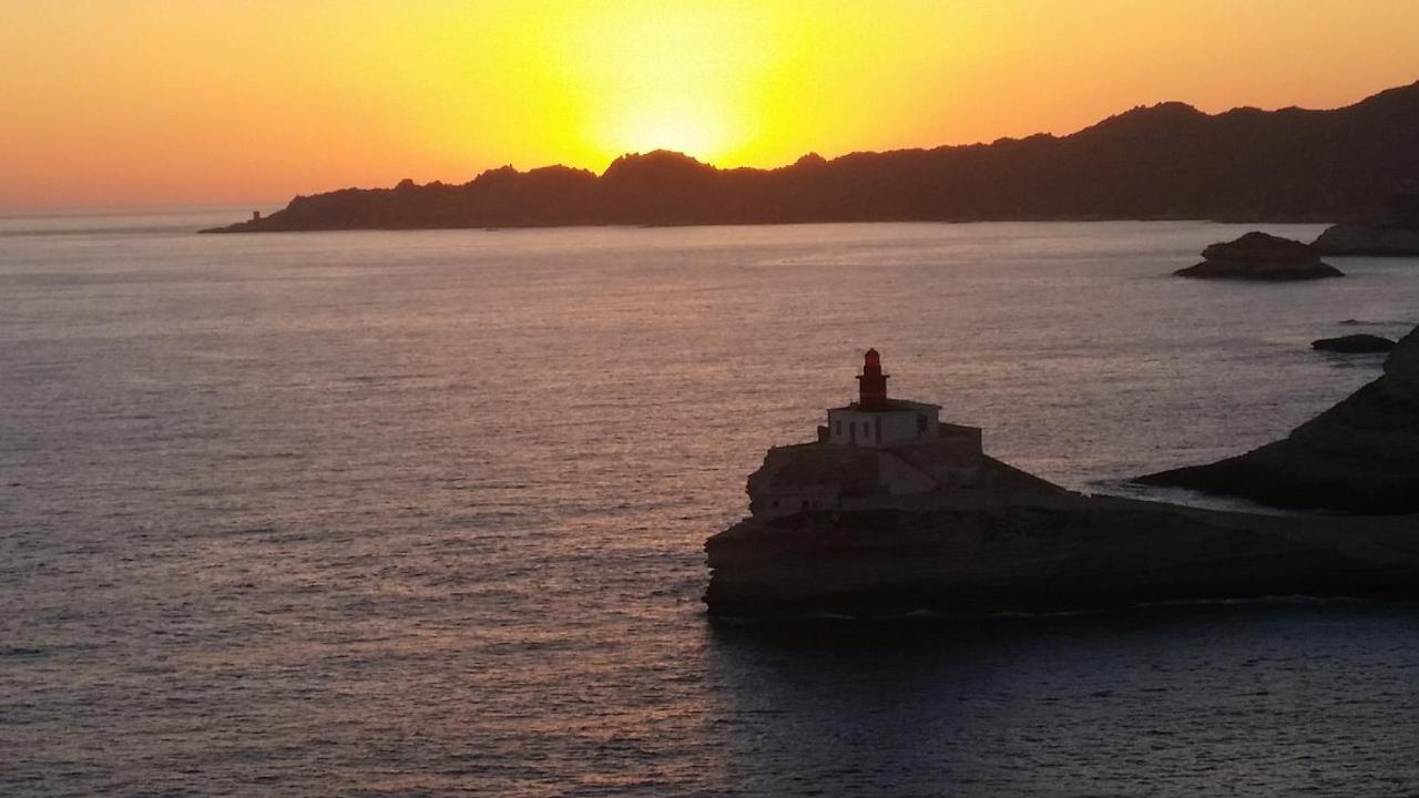 Bonifacio, Maison 90M² Sous Les Oliviers, Vue Sardaigne Bonifacio  Bagian luar foto